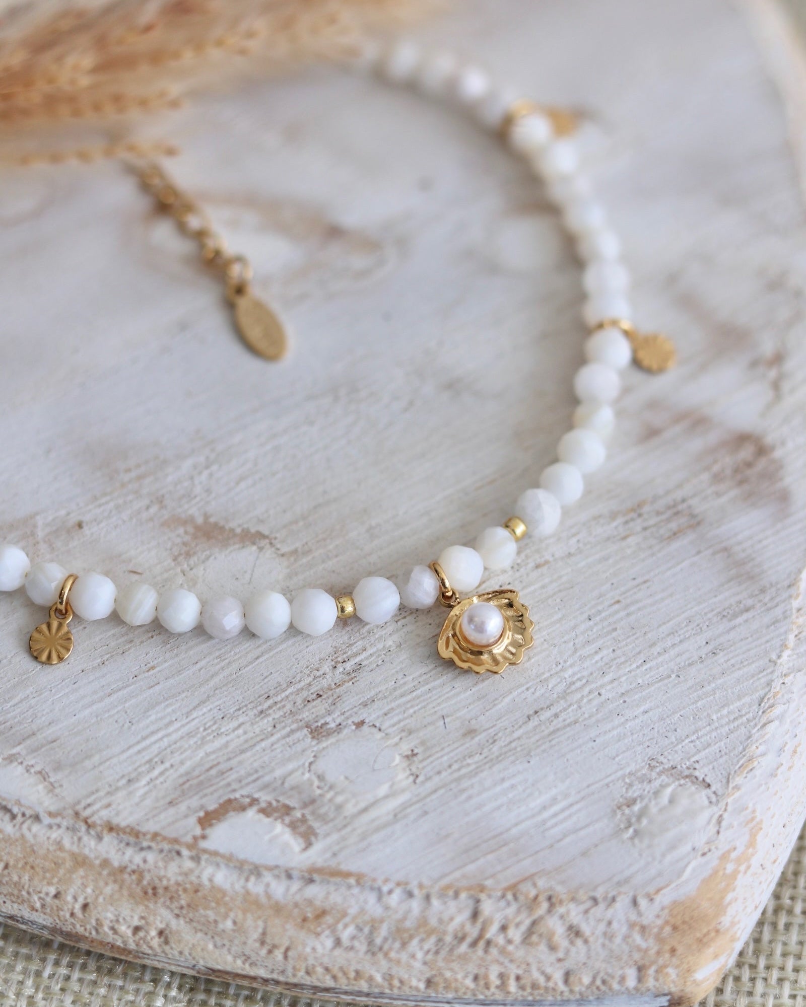 Chaîne de cheville en jade blanc