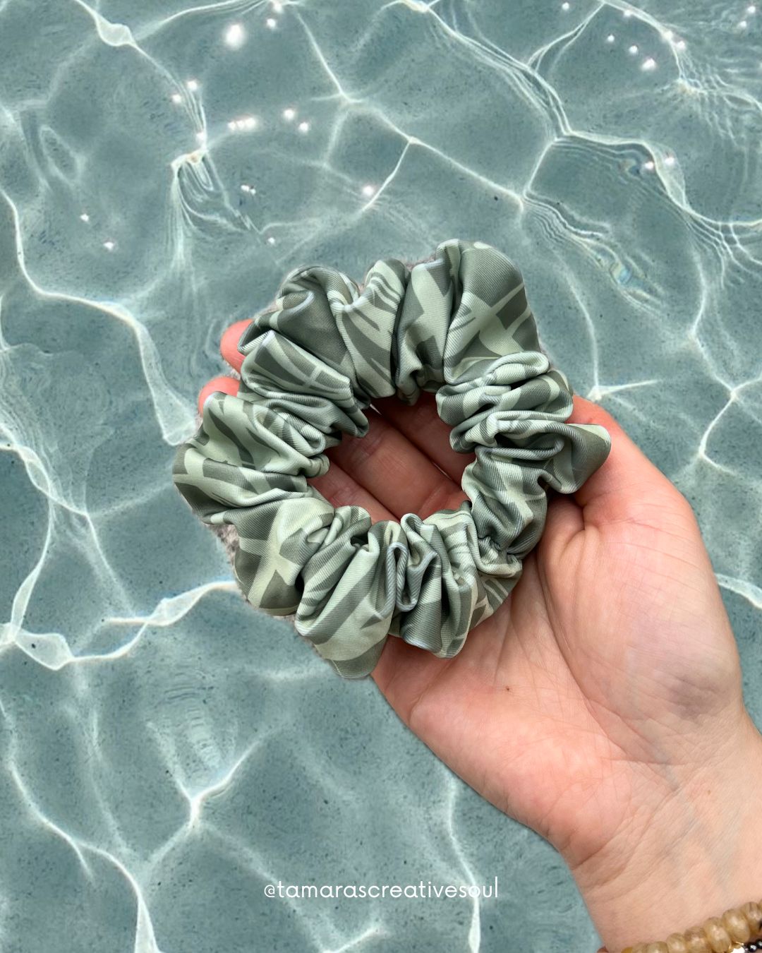 Badescrunchie Palm Leaves